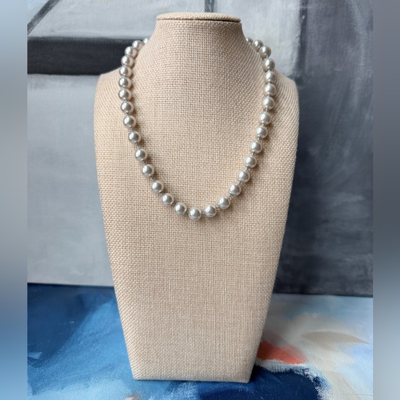Icing Silver Gray Glass Pearl Necklace | Knotted 16" Strand | Adjustable - Picture 3 of 9